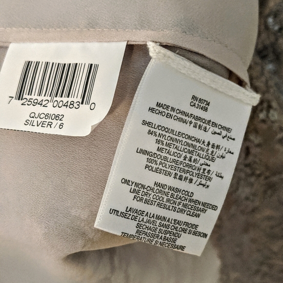 BCBG EUC silver lace dress size 6 - Picture 3 of 7